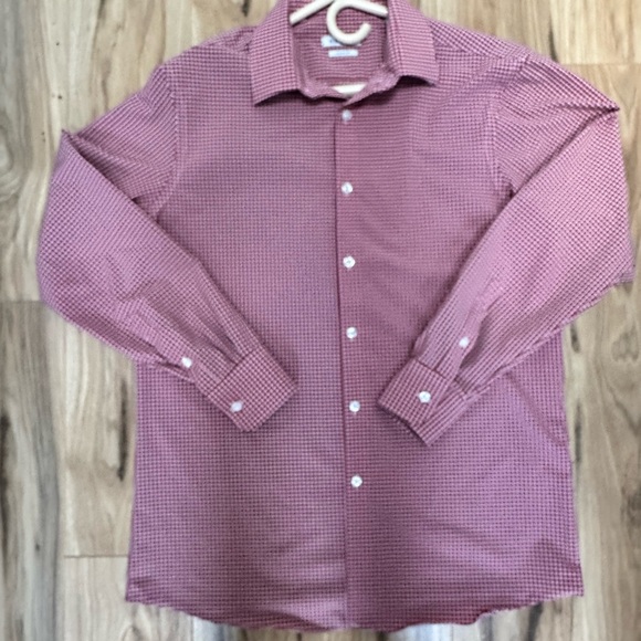 Haggar Men's Burgundy Checkered Dress Shirt, NWOT, 15-15.5, 32/33, Slim Fit - Picture 1 of 6